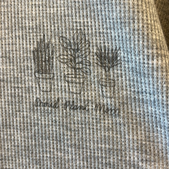 AE Waffle Hoodie - Picture 2 of 4